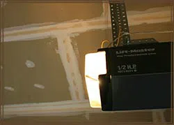 SOS Garage Door Service Fairfax, VA 571-341-5233 - openers-sid-gr-02m